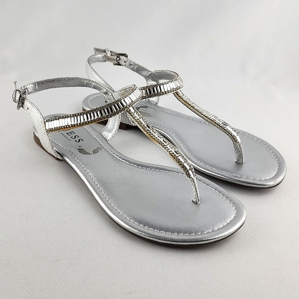 GUESS Women's Flat Silver Bejeweled Rhinestones Thong Sandals Size 8M